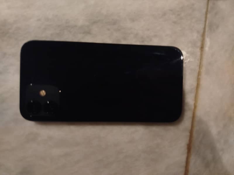 Apple iPhone 12 3