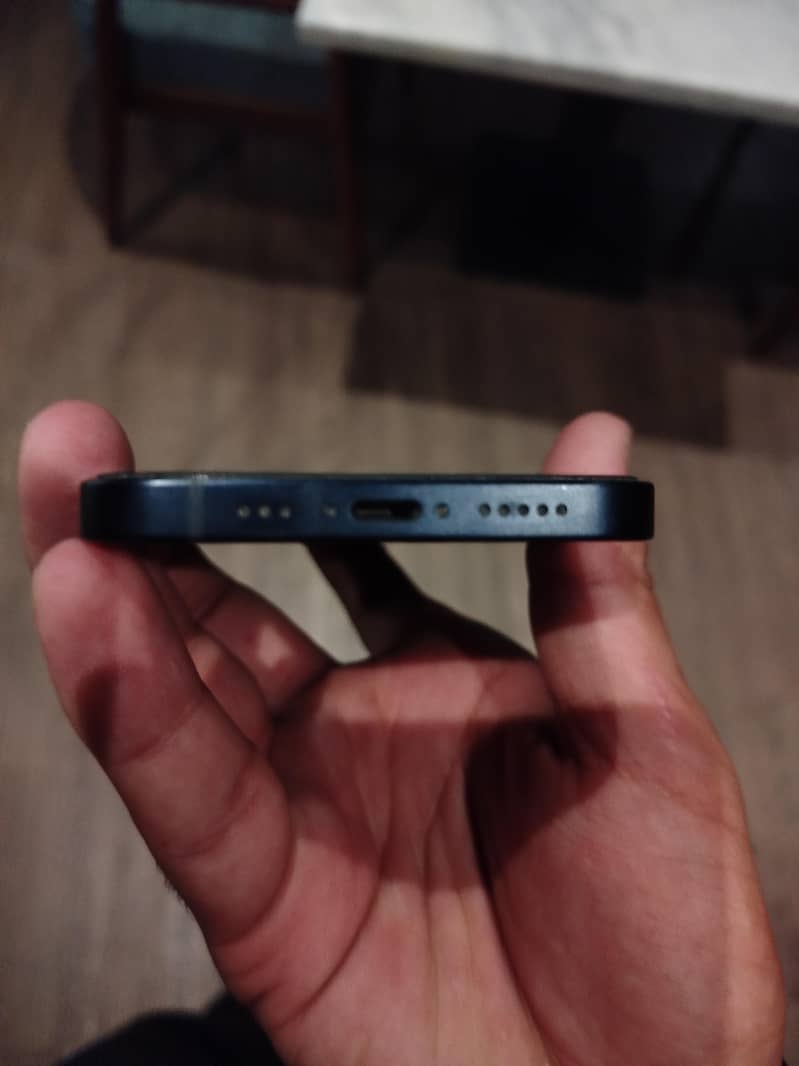 Apple iPhone 12 5