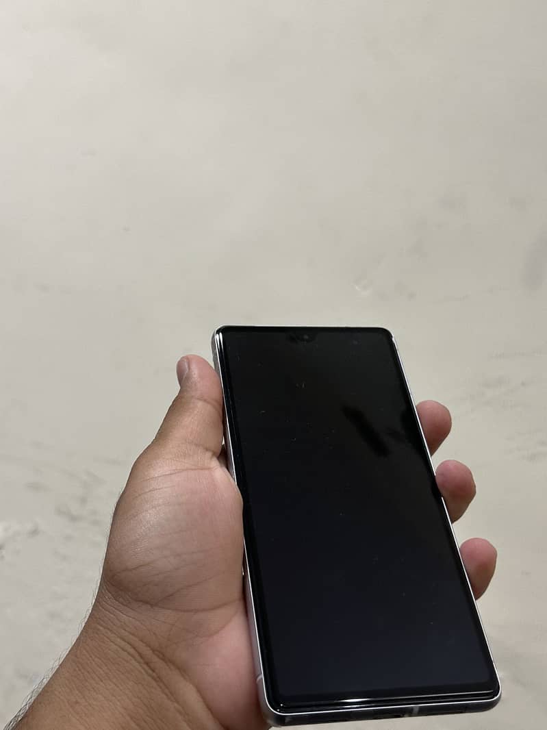 Google Pixel 7 3