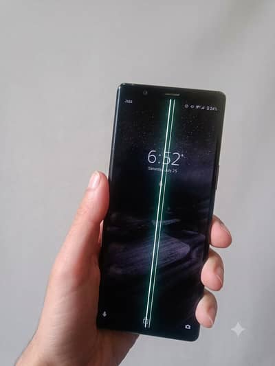 Selling this second hand phone