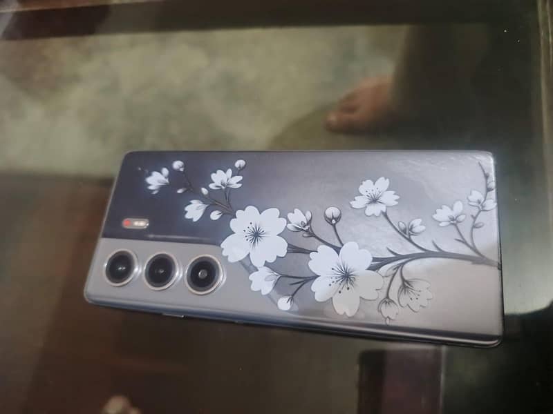 Tecno CAMON 40 Pro 2