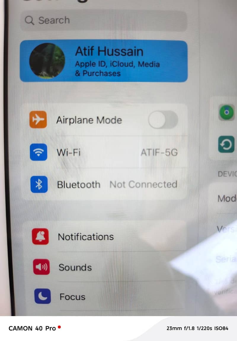 Ipad 5th Gen 10/10 condition 6