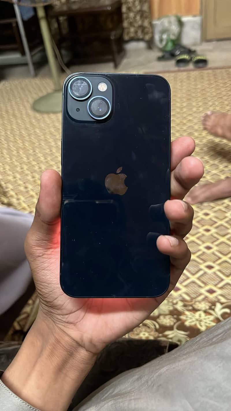 Apple iPhone 13 6