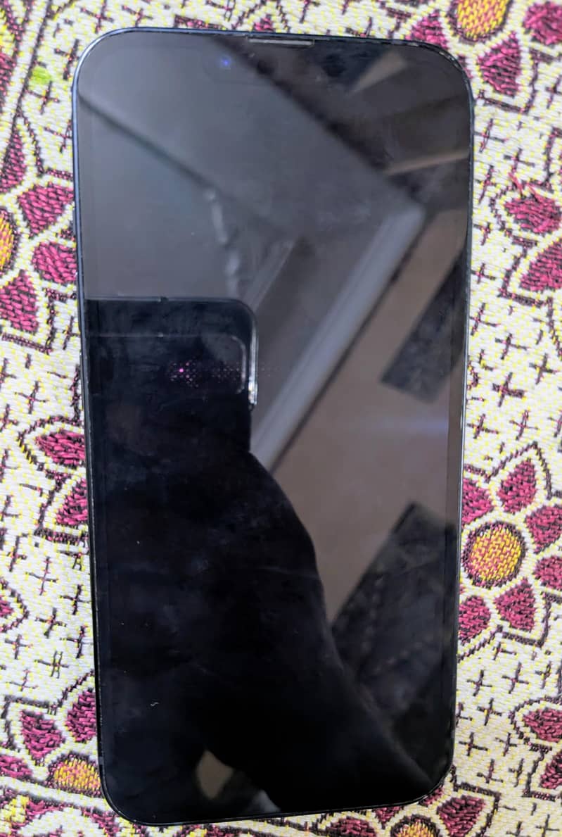 Apple iPhone 13 1