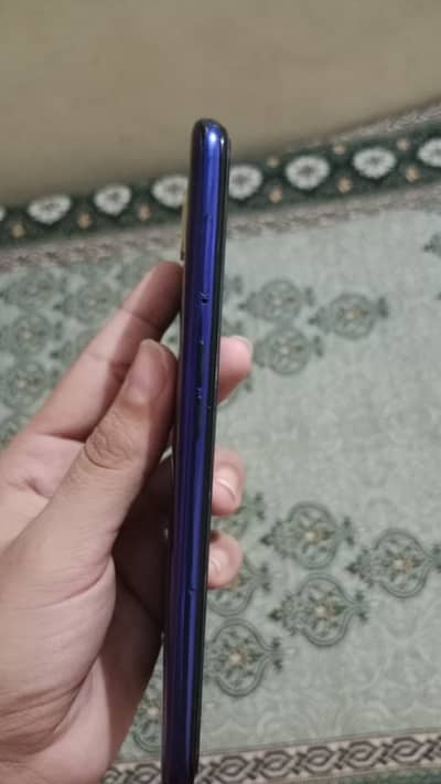 OPPO F11