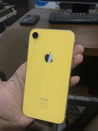 Apple iPhone XR
