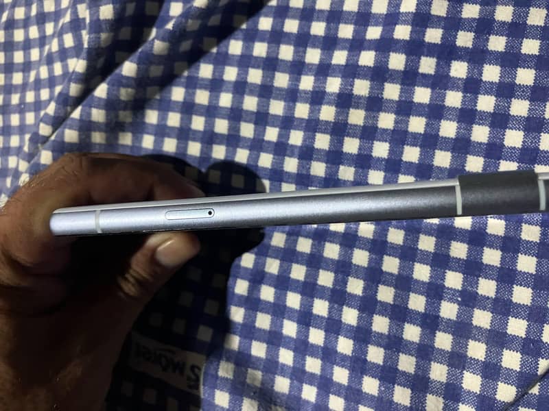 Google Pixel 7a 2