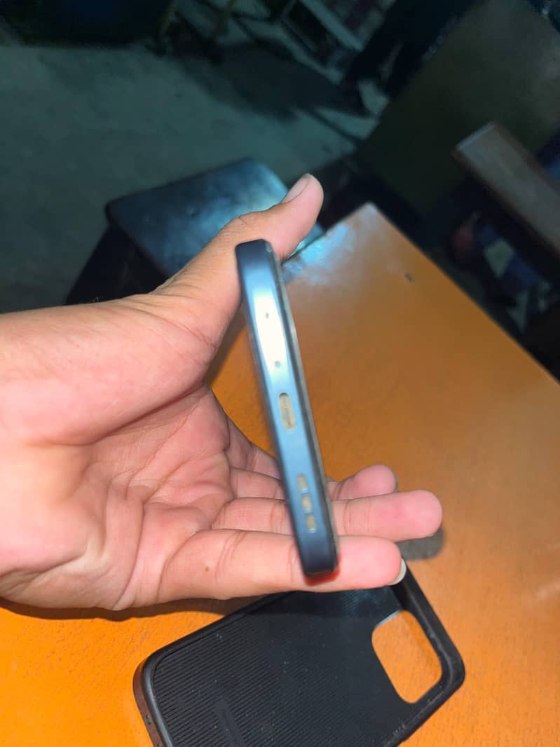OPPO A6 4
