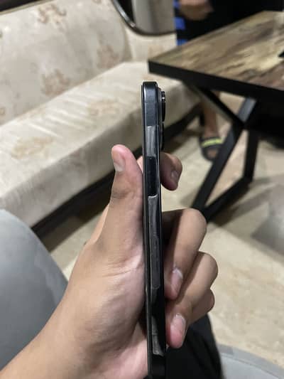 Apple iPhone 15