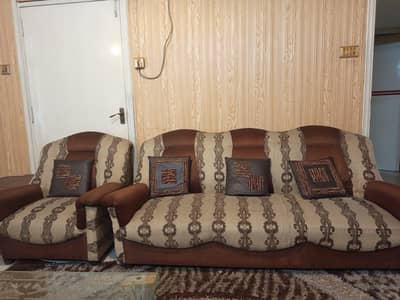 Sofa Set for sale urgent