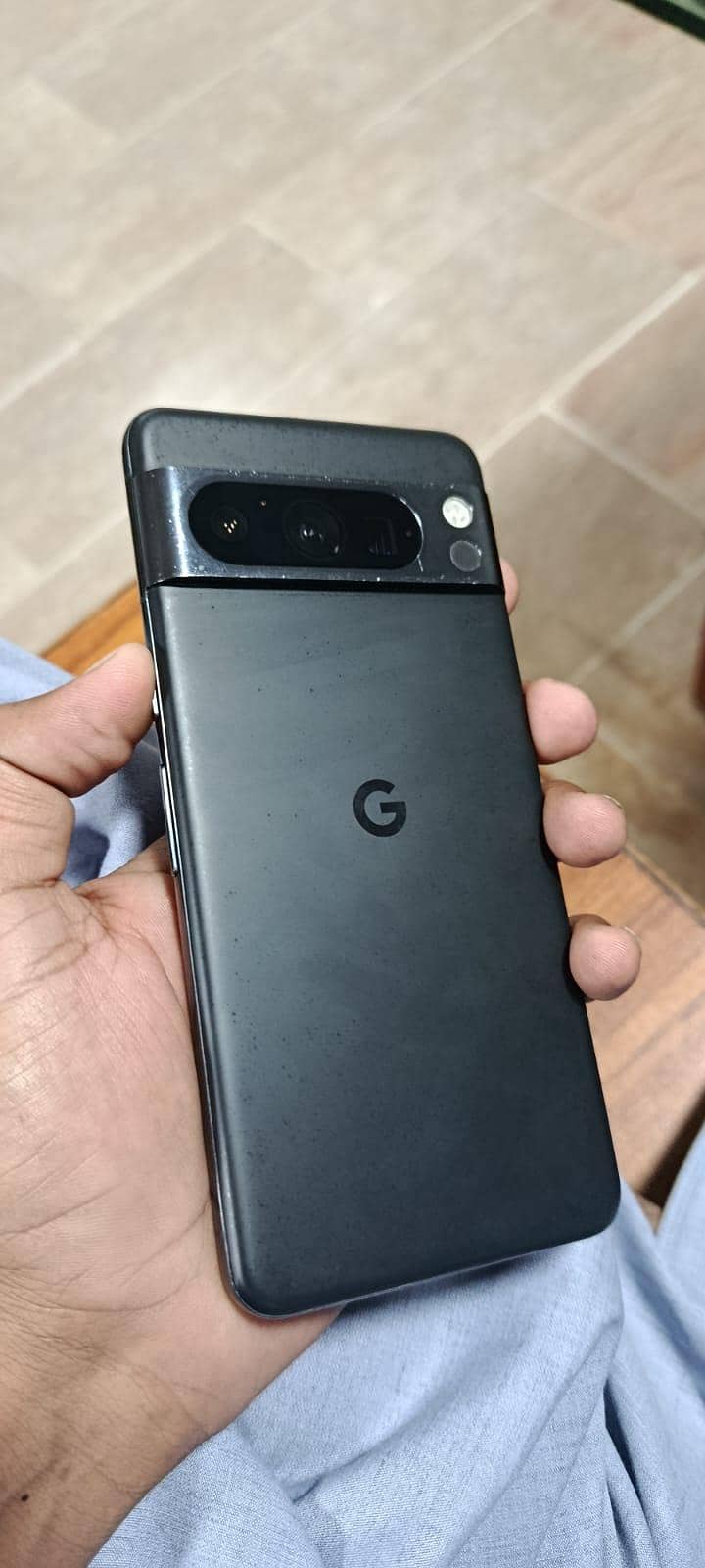 Google Pixel 8 Pro 2
