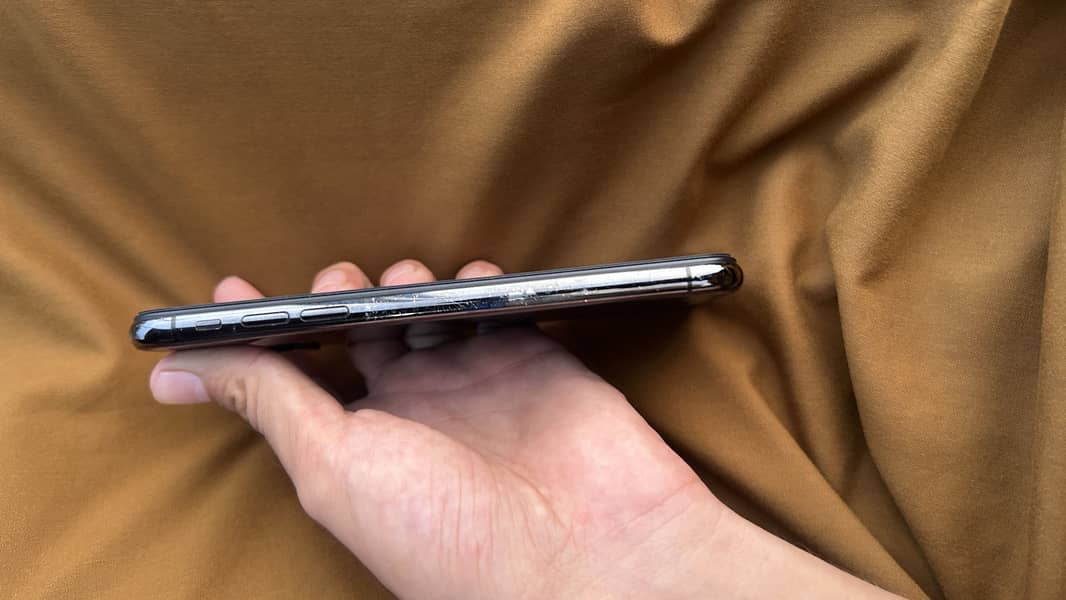 Apple iPhone X 1