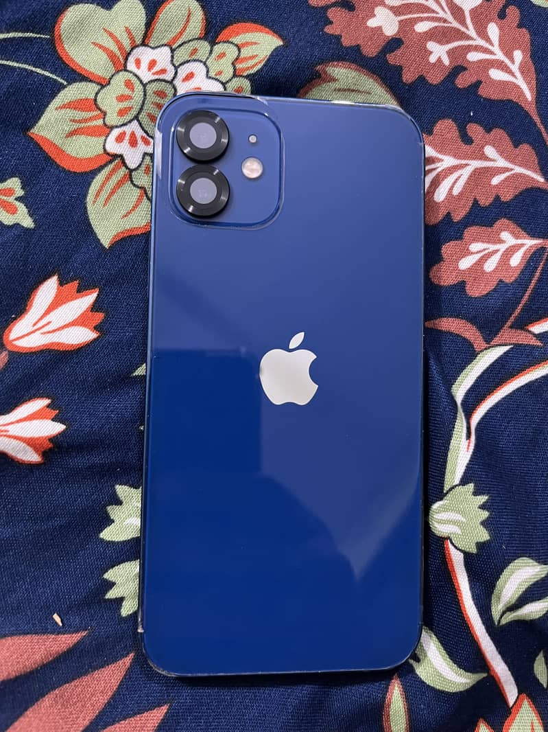 Model iPhone 12 1