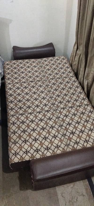 Sofa come bed