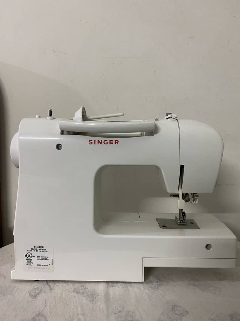 SINGER ESTEEM II 2