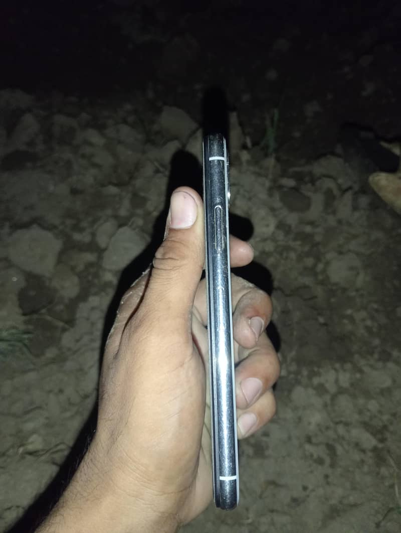 Apple iPhone X 2