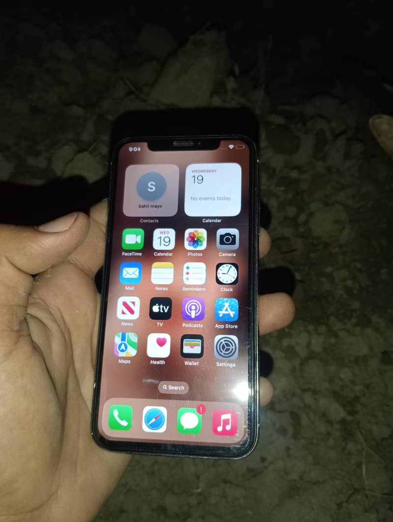 Apple iPhone X 3