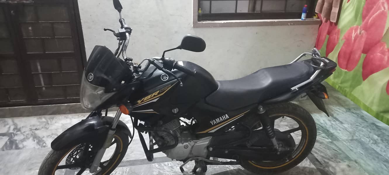 YBR 125 0