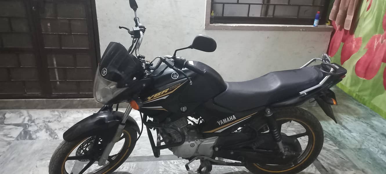 YBR 125 1