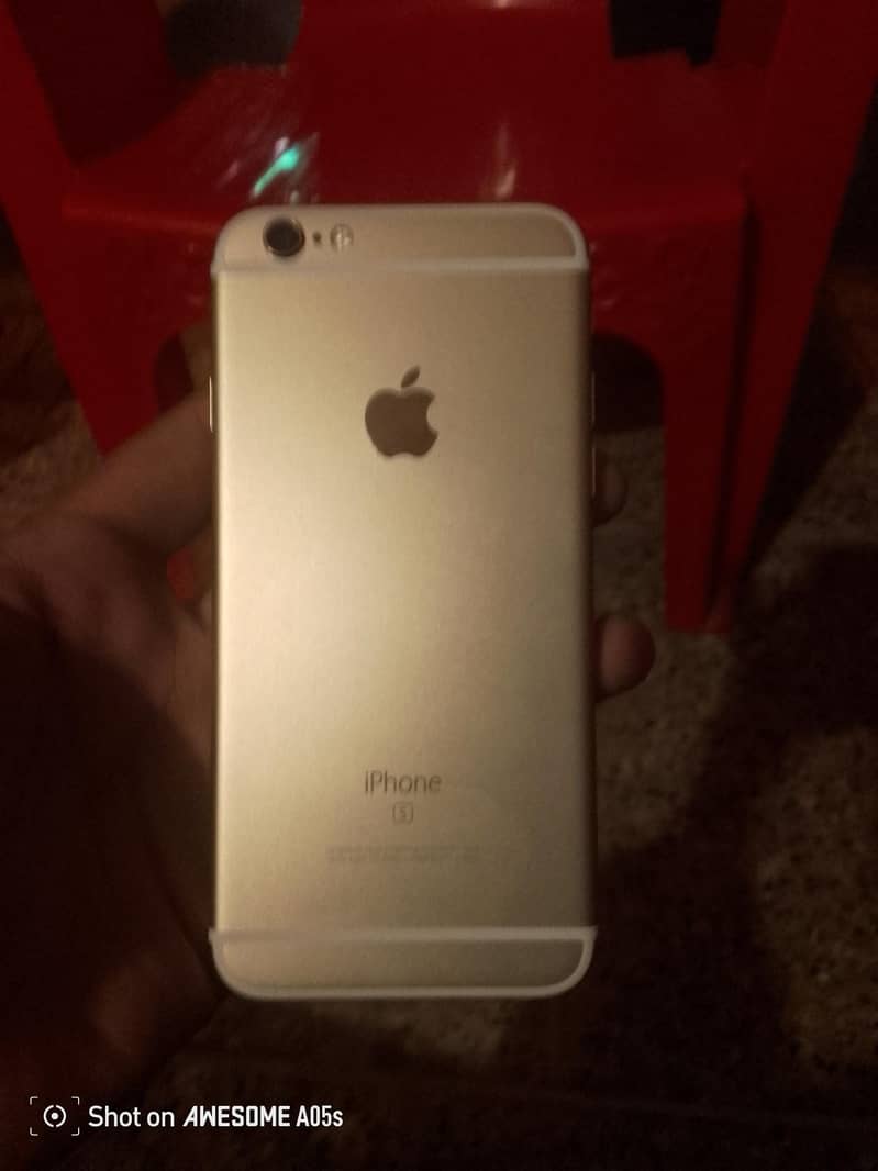 Apple iPhone 6S 1