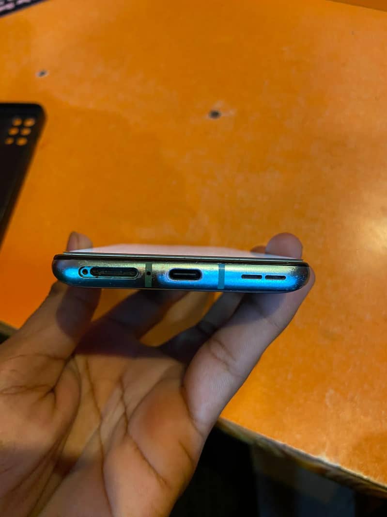 OnePlus 8t 1