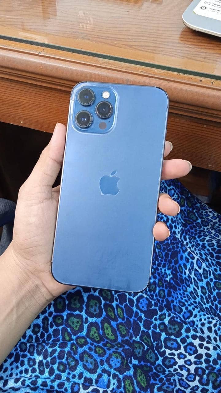 Apple iPhone 12 Pro Max 3