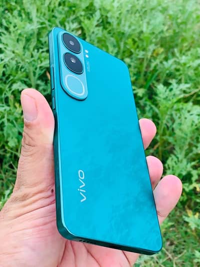 Vivo Y200  8+8 256