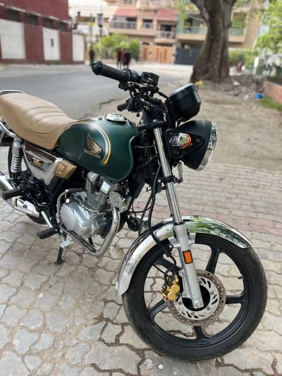 HONDA CB 150 BRAND NEW