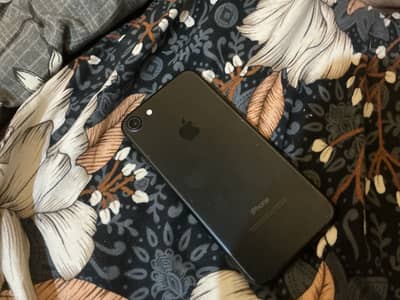 Apple iPhone 7