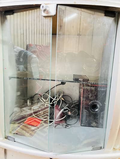 Tv with trolly