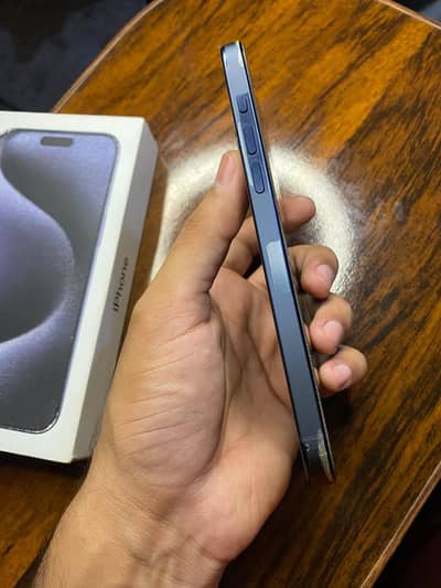 Apple iPhone 15 Pro Max jv