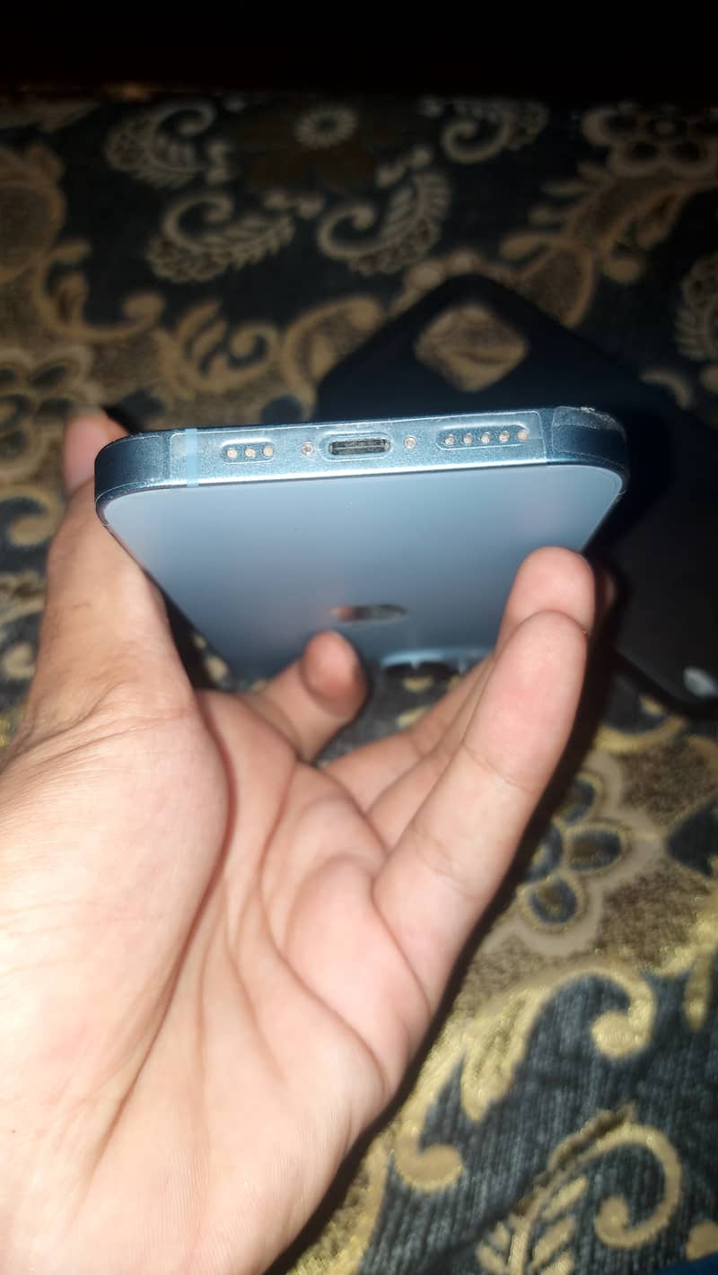 Apple iPhone 14 2