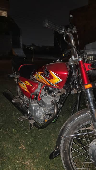Honda 125 - Peshawar registered - 2021 model