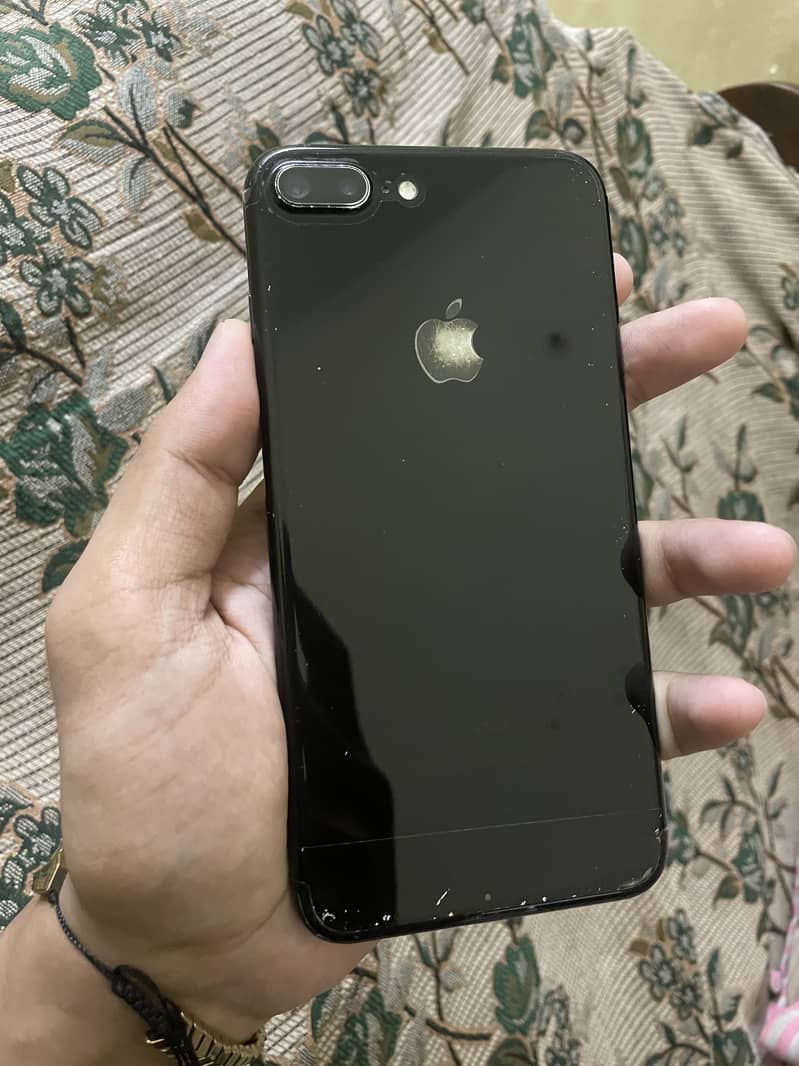 Apple iPhone 7 Plus 0