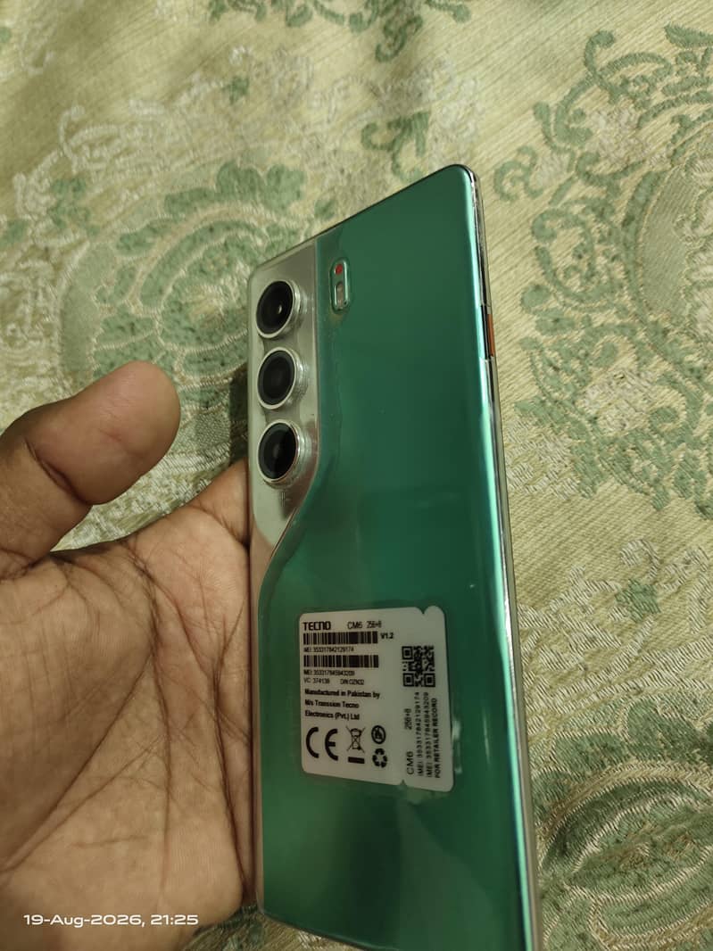 Tecno CAMON 40 Pro 2