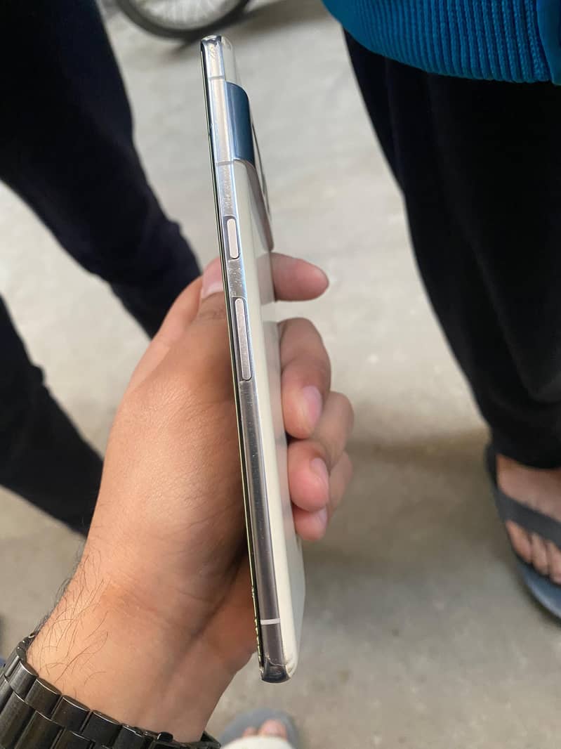 Google Pixel 7 Pro 4