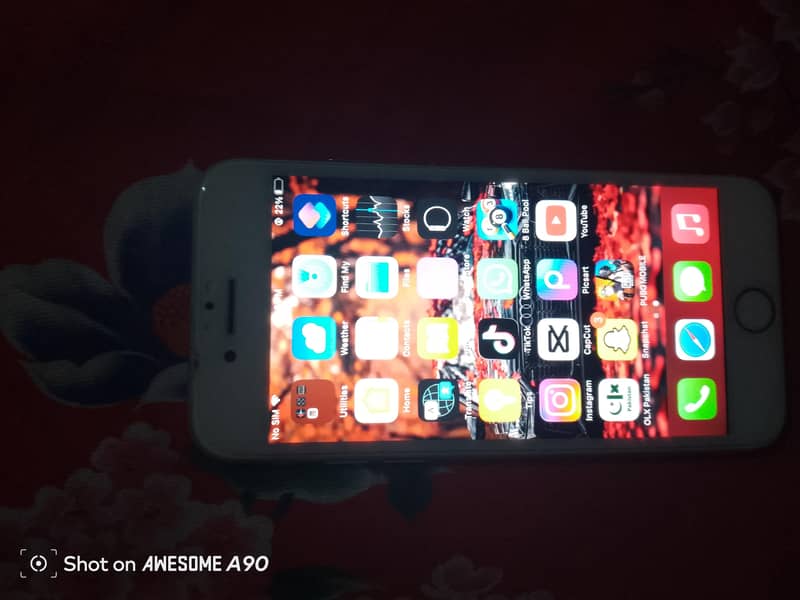 Apple iPhone 7 2