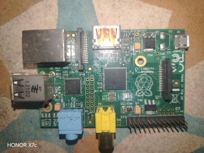 Raspberry Pi 1 Model B 7