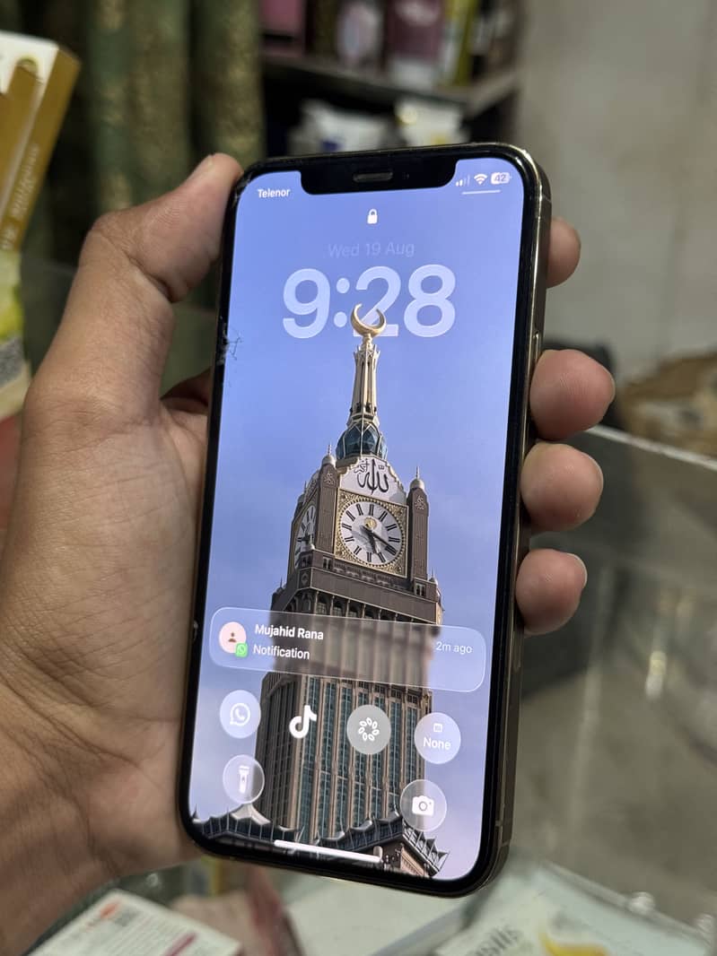 Apple iPhone 12 Pro 2