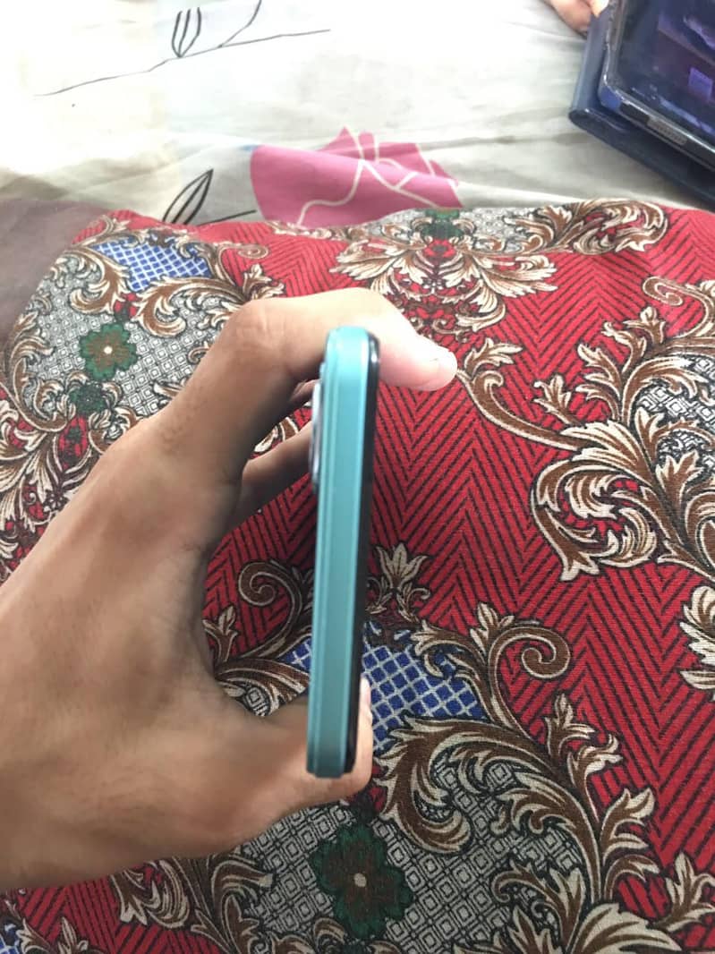 Infinix Note 12 and iPhone 6splus 4