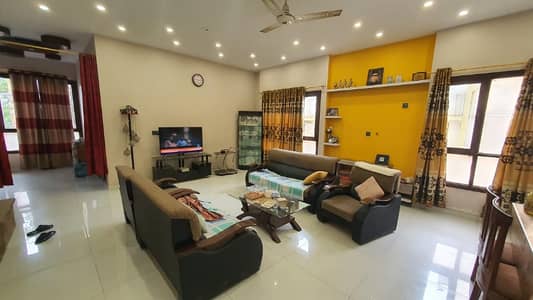 North Nazimabad block D 1st floor Corner Portion for sale 4 bed DD Sub leased done