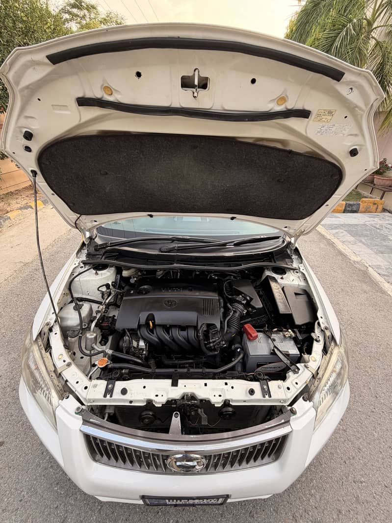 Toyota AXIO 10