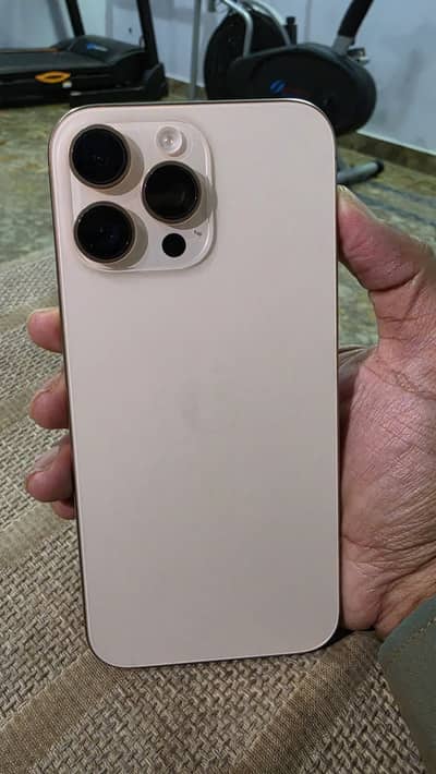 Apple iPhone 16 Pro Max