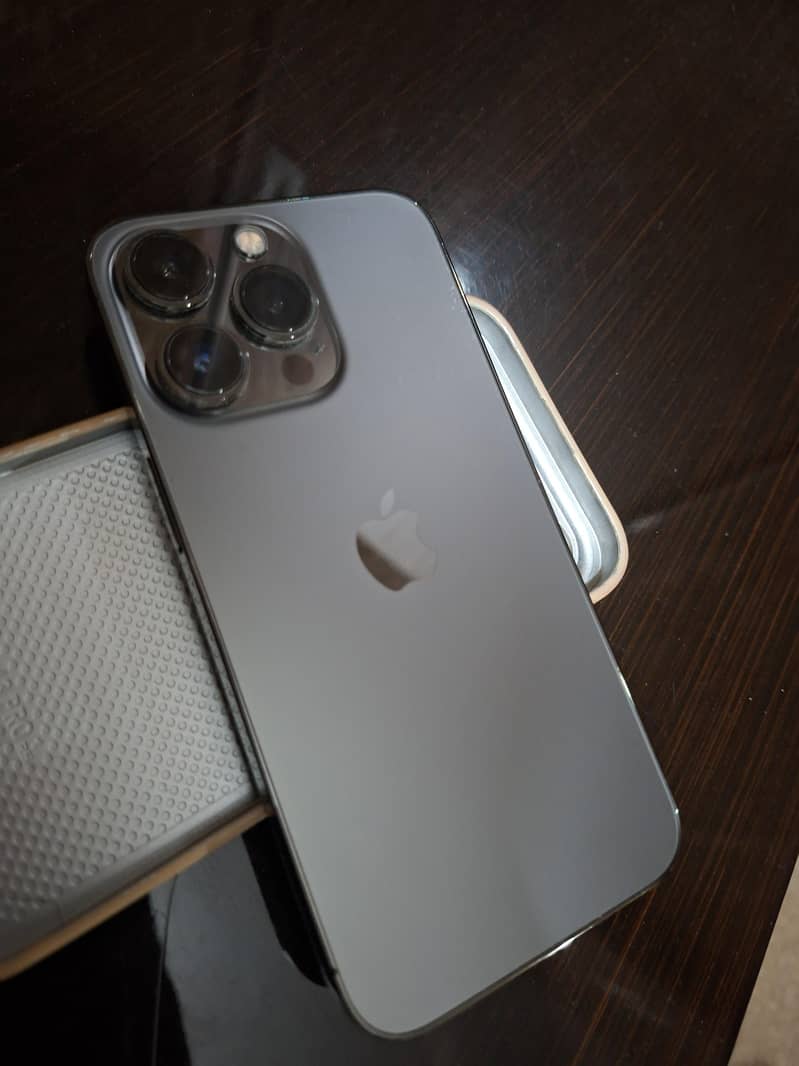 iphone 13 pro 0