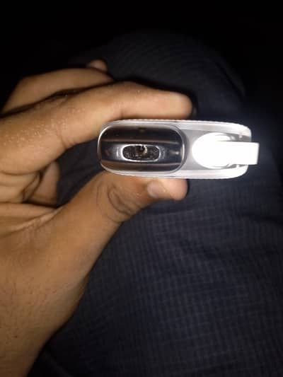 bikul ok ha new condition 10/9 box saat ha jis na Lana ho