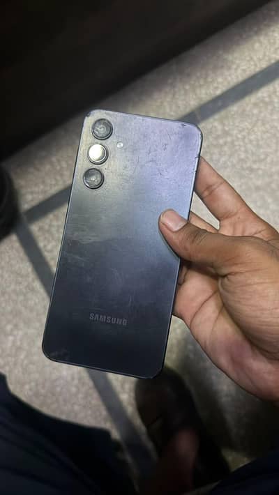 Samsung A16 8,256 gb