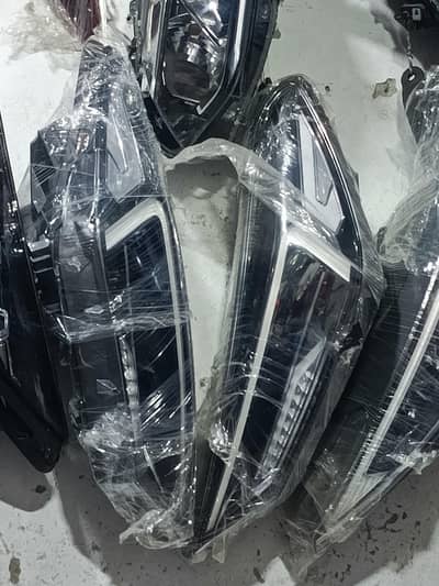 Hyundai Tucson headlights pair