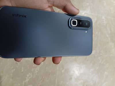 Infinix Hot 70