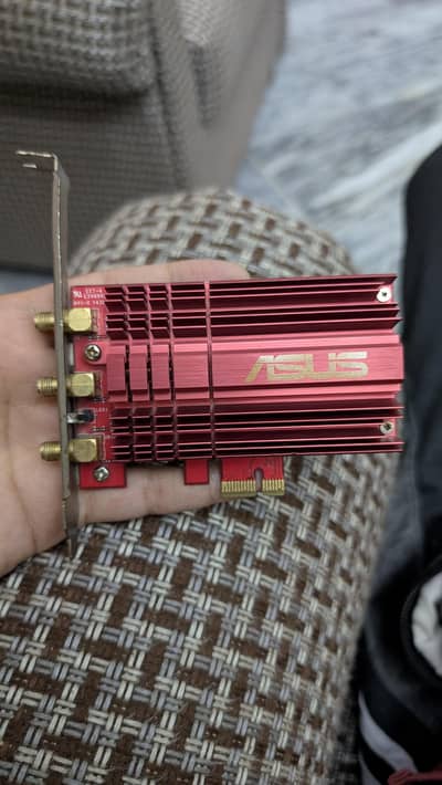 Asus PCE-AC68 Wireless Adapter