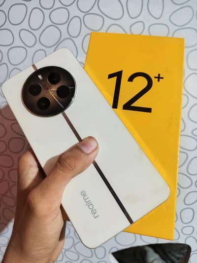 Realme 12 Plus 8/256 Complete Box charger